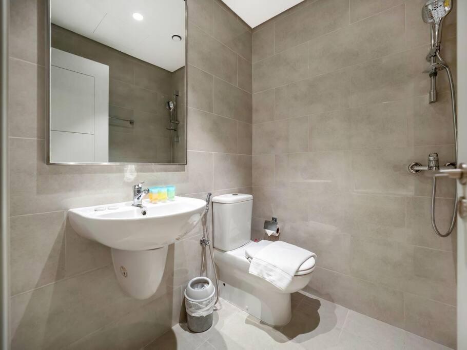Glorious Fountain,opera &burj Sky View 4br Апартаменти Дубай