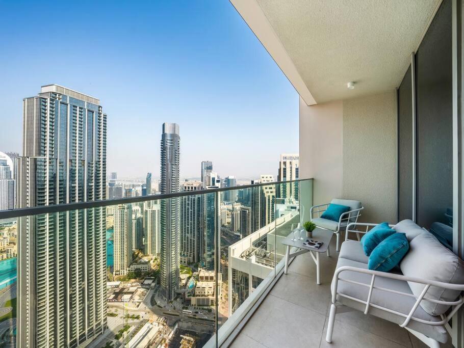 Апартаменти Glorious Fountain,opera &burj Sky View 4br