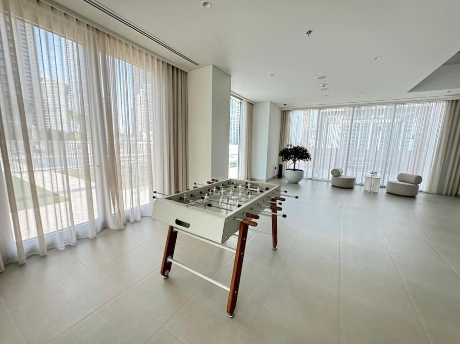 Апартаменти Glorious Fountain,opera &burj Sky View 4br