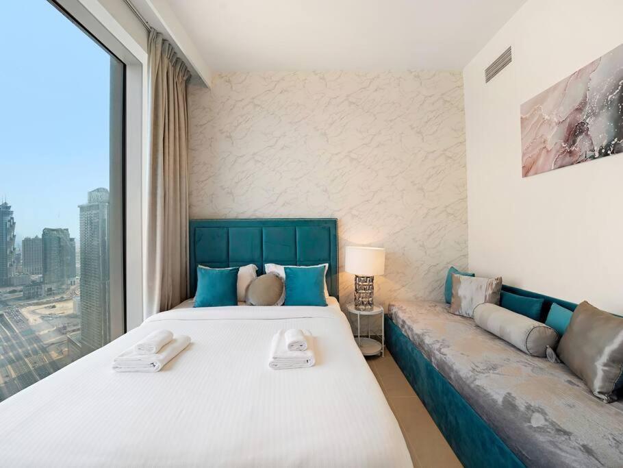 Апартаменти Glorious Fountain,opera &burj Sky View 4br Дубай